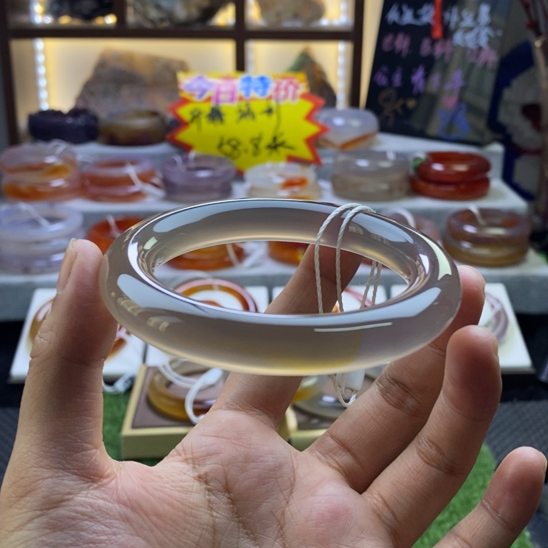 手镯玛瑙/玉髓未镶嵌