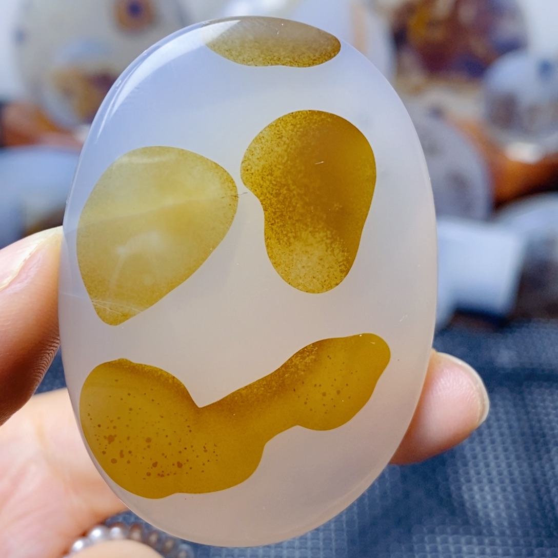 玛瑙/玉髓未镶嵌珠宝奇石