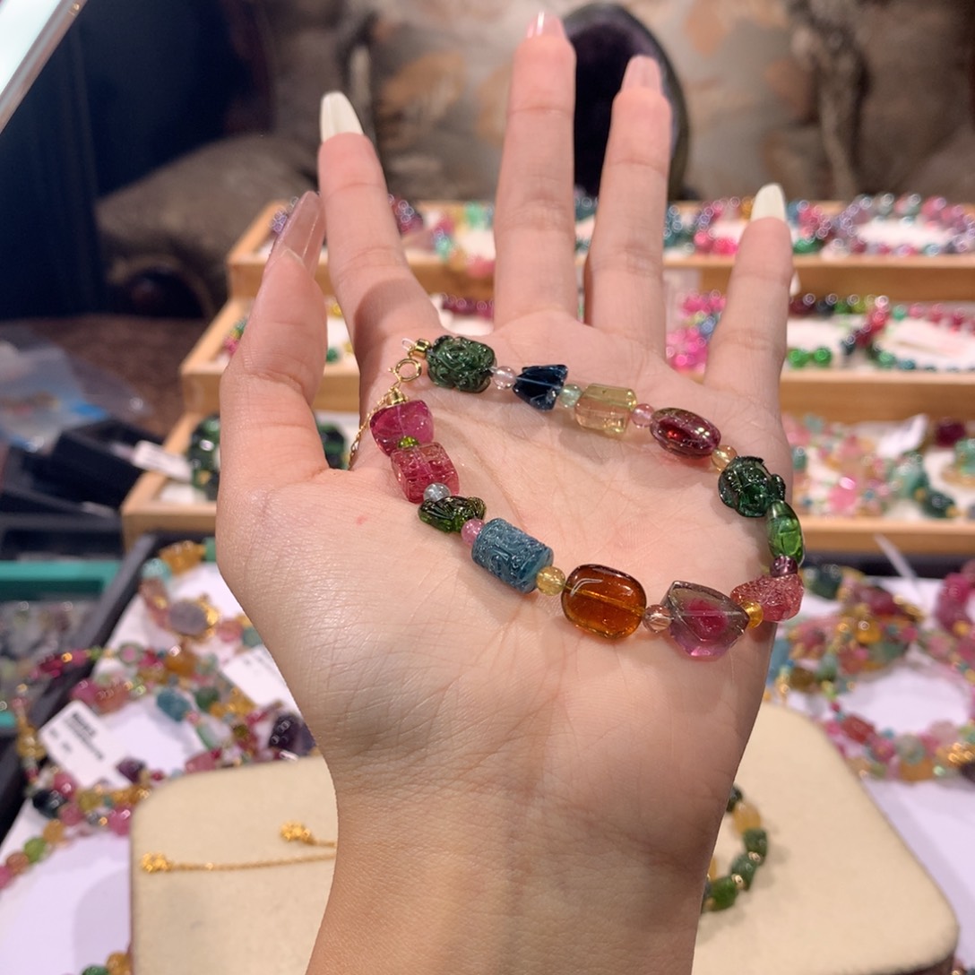 未镶嵌多样性发货其一碧玺