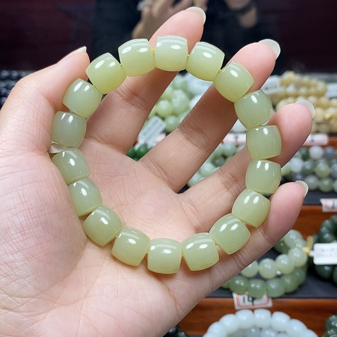 和田玉手链未镶嵌