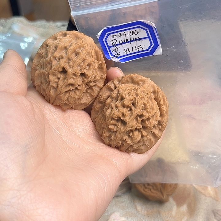 文玩核桃把件非嫁接马老四