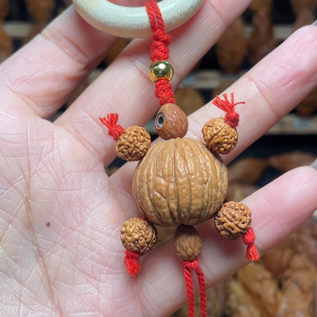 把件橄榄核乌龟手把件