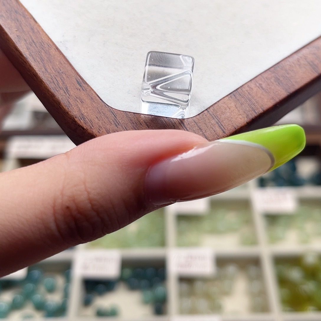 水晶珠宝半成品未镶嵌白水方糖