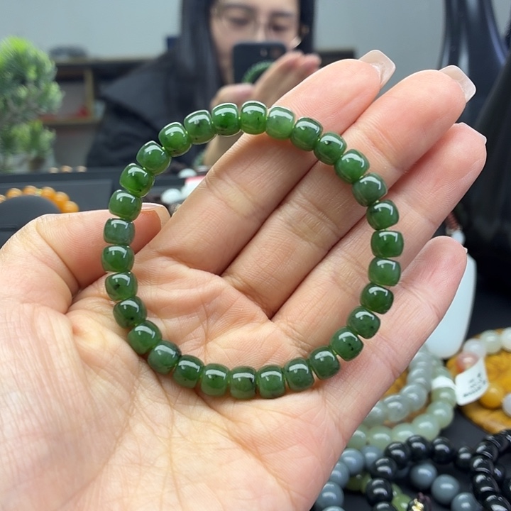 小***鲤和田玉（糖玉）未镶嵌手串