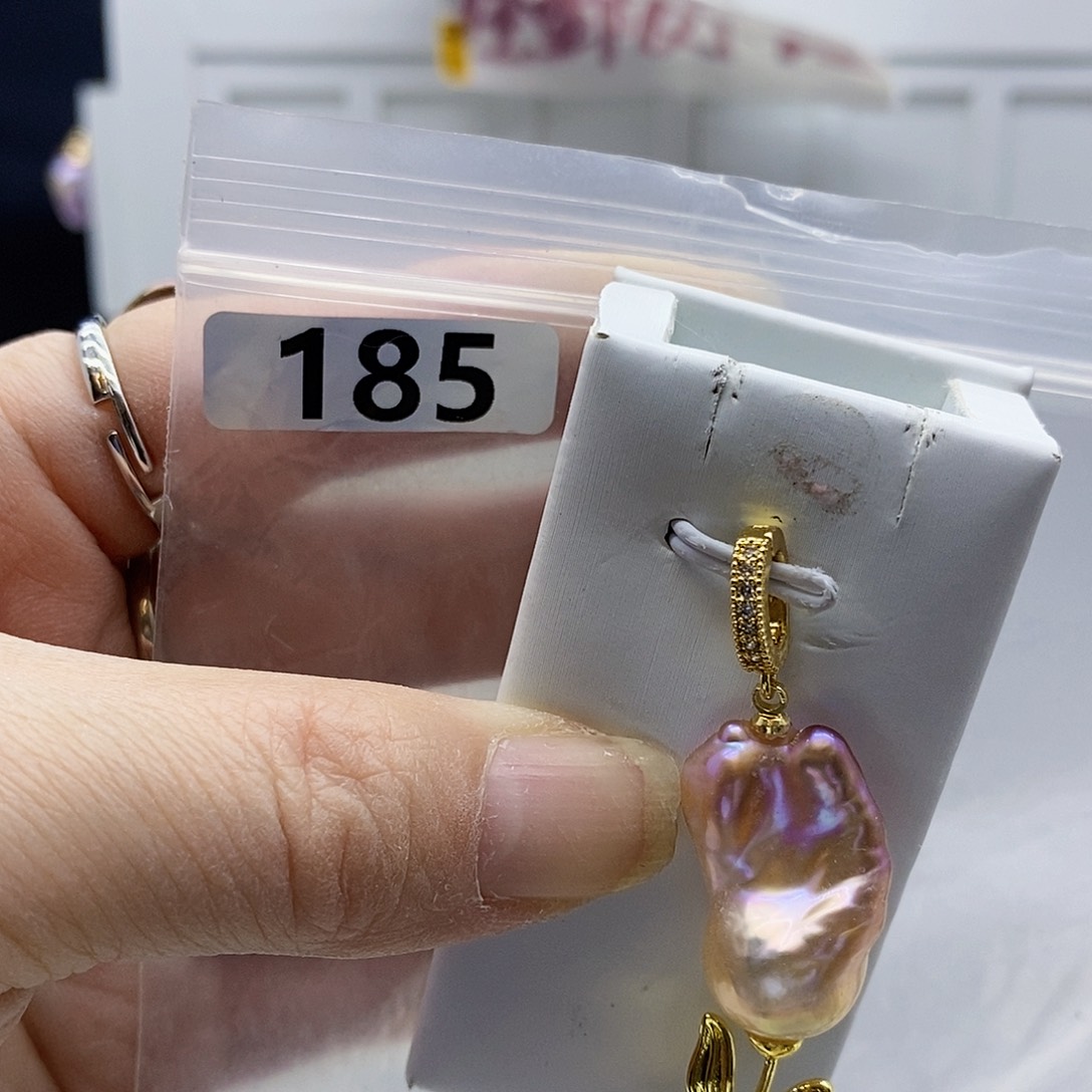 颈饰合金淡水珍珠