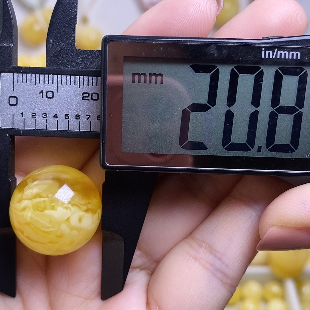 裸石琥珀未镶嵌蜜蜡圆珠