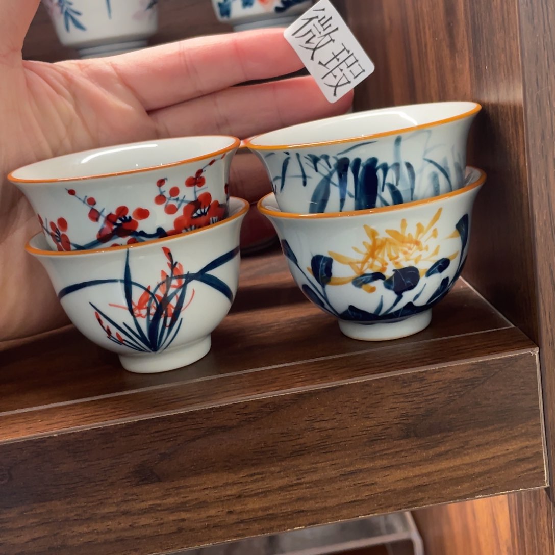 釉下手绘茶具微瑕