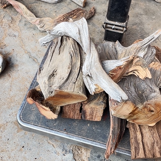 曹***凡柏木崖柏崖柏香料