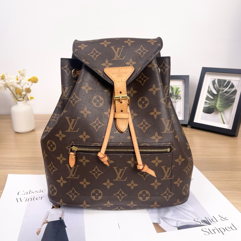 95新 LouisVuitton/路易威登 【九筒奢品】经典老花双肩包/9559