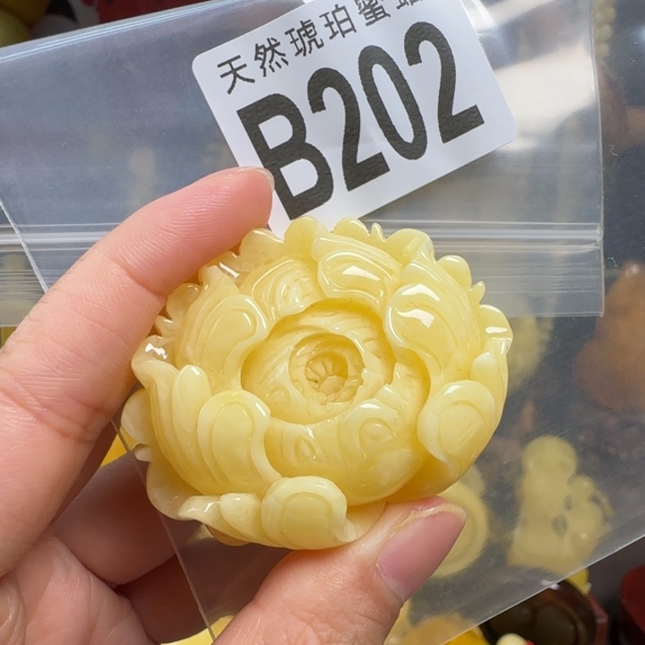 未镶嵌蜜蜡珠宝奇石