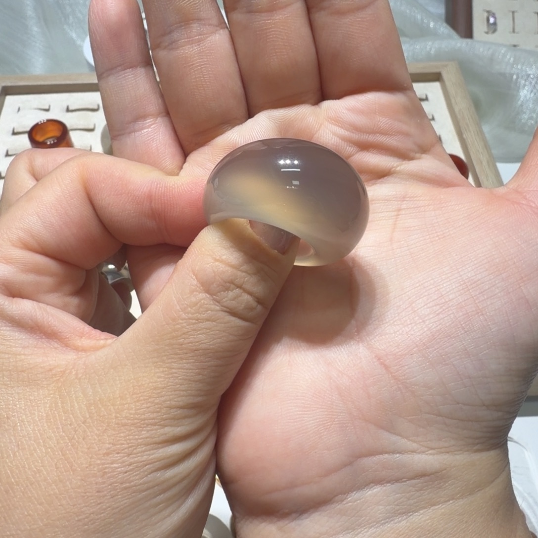 梧***0玛瑙/玉髓未镶嵌戒指港19/29