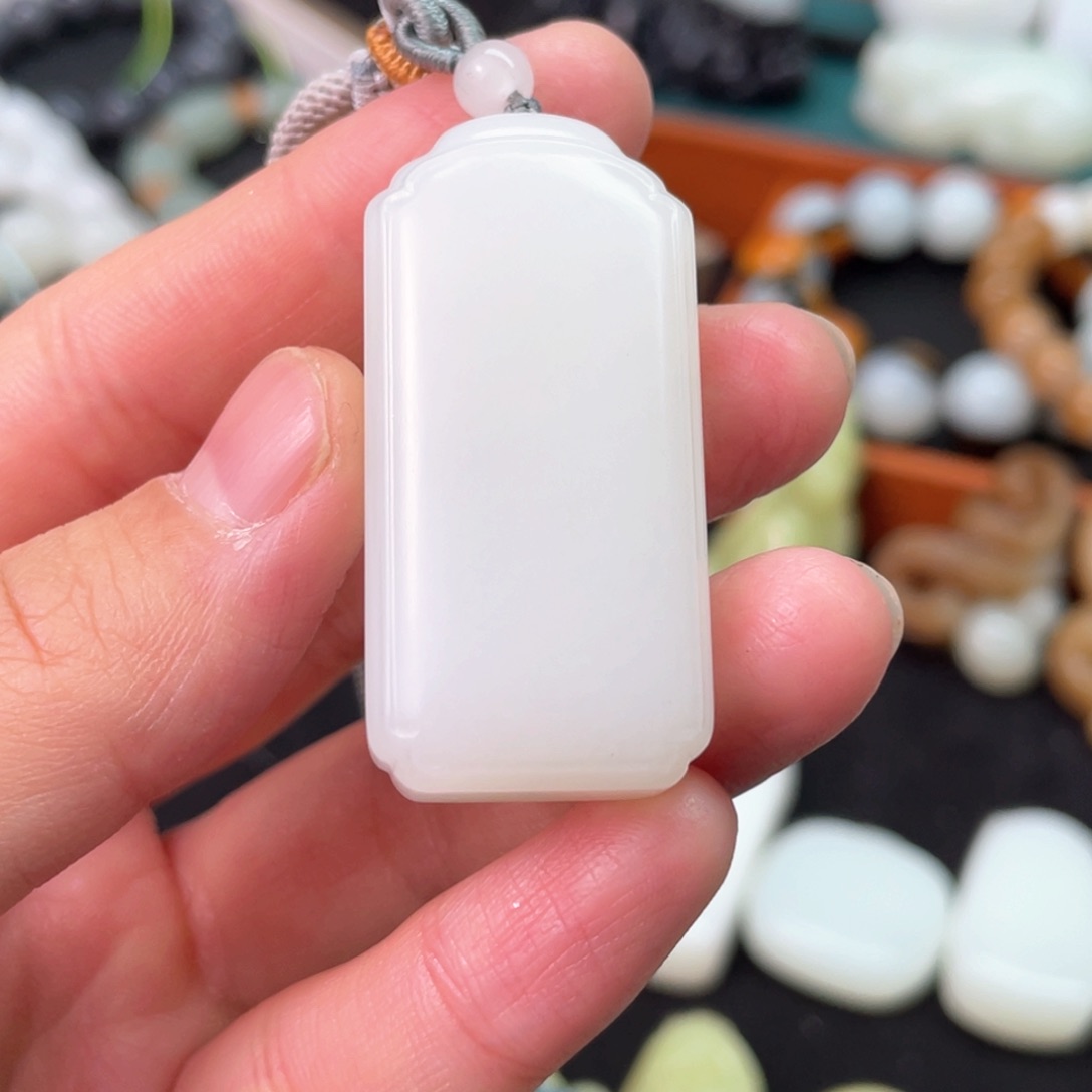 和田玉挂件未镶嵌