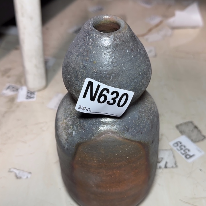 备前烧作品备前烧有伤会渗水