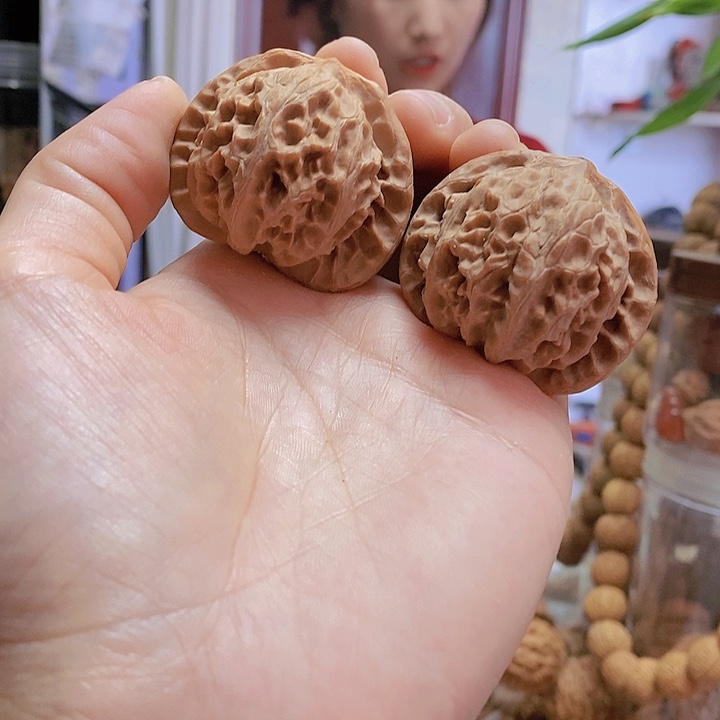 【闪购商品】文玩核桃把件43宫灯修