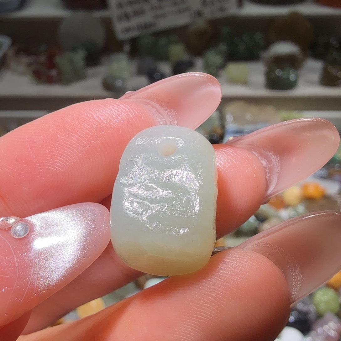 和田玉未镶嵌珠宝奇石