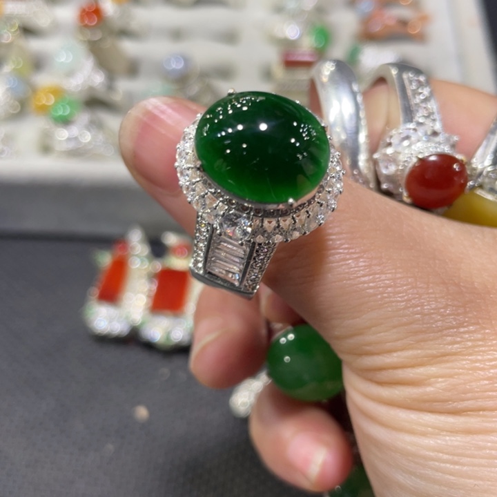 翡翠未镶嵌戒指缅甸天然翡翠