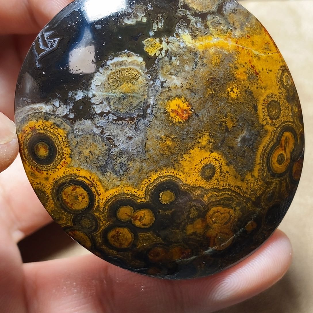 玛瑙/玉髓颈饰未镶嵌维*