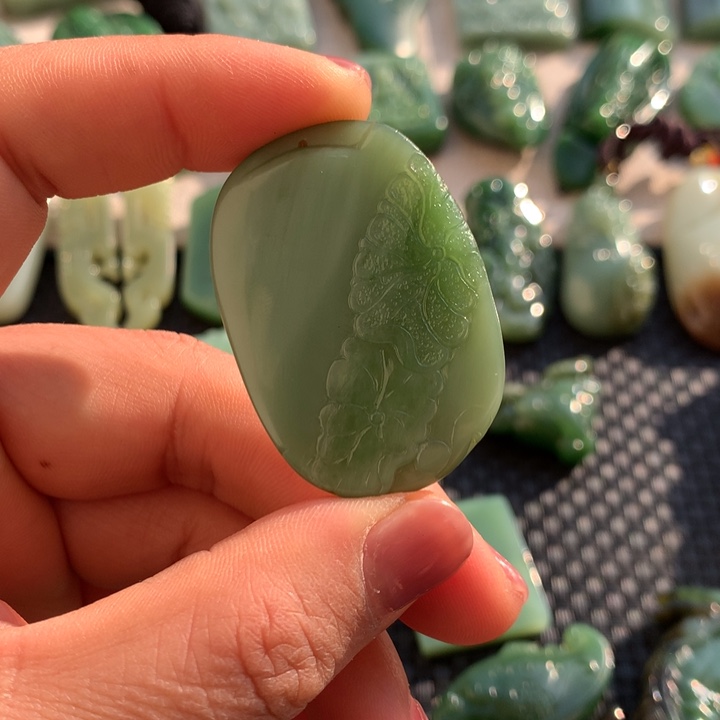 和田玉未镶嵌挂件