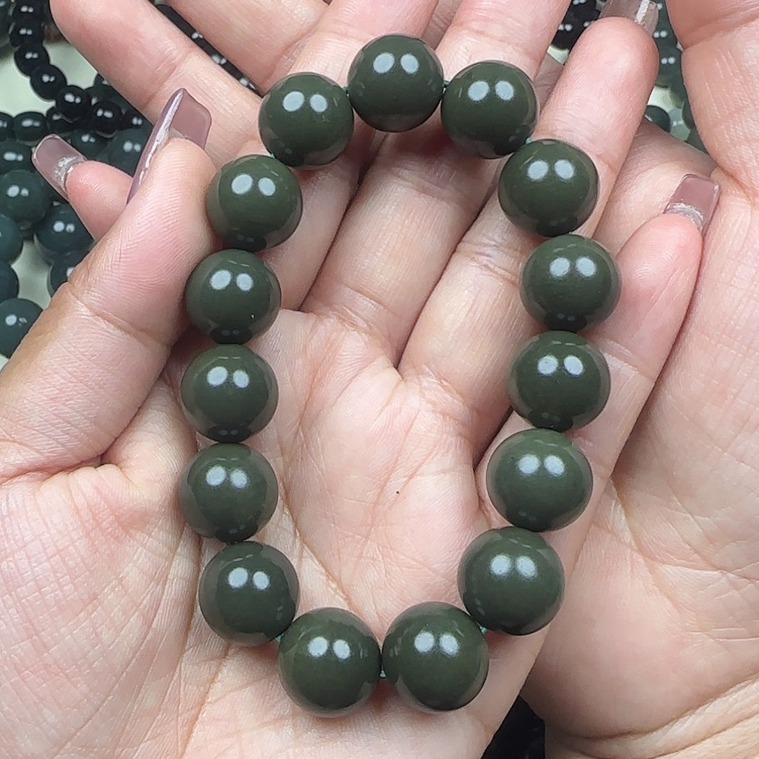 F***和田玉未镶嵌手串