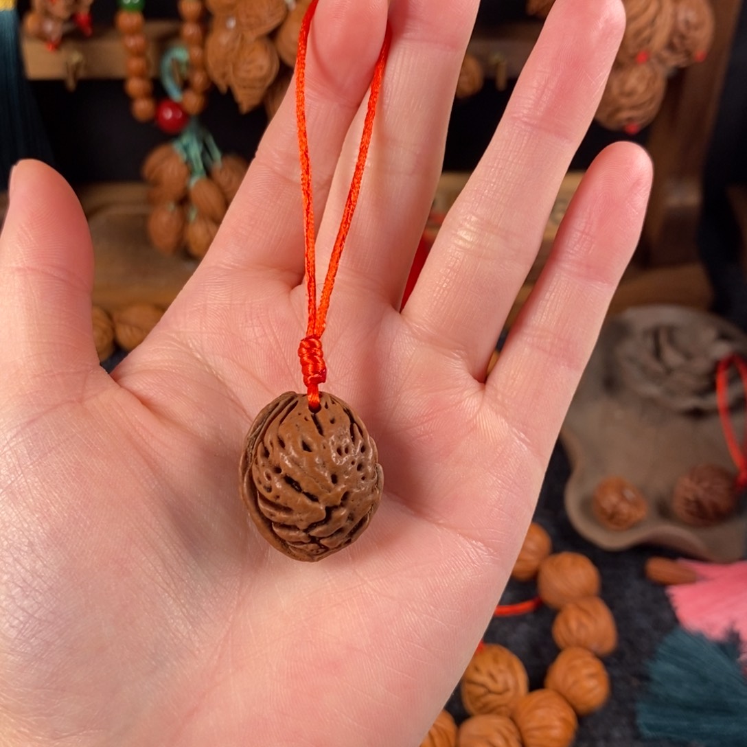 吊坠桃核瀚*桃枭手串