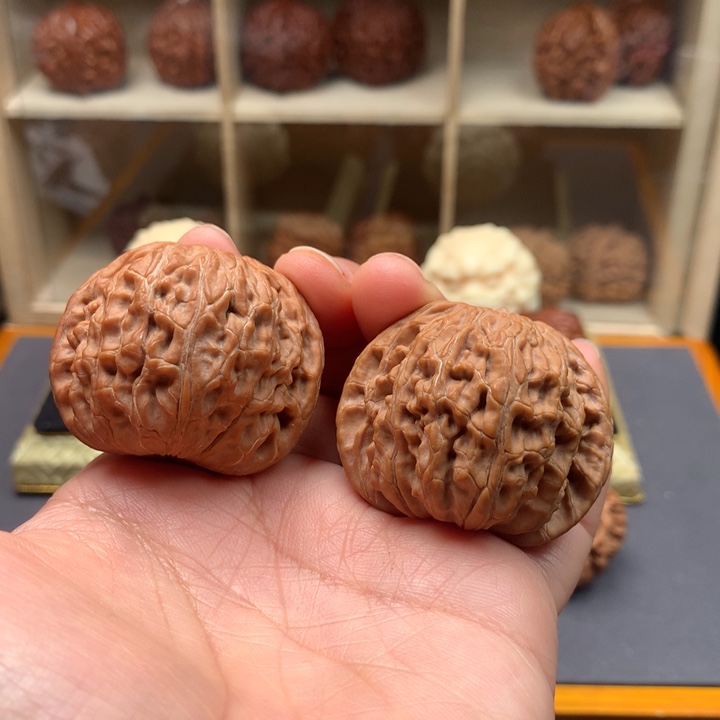 文玩核桃吊坠磨盘