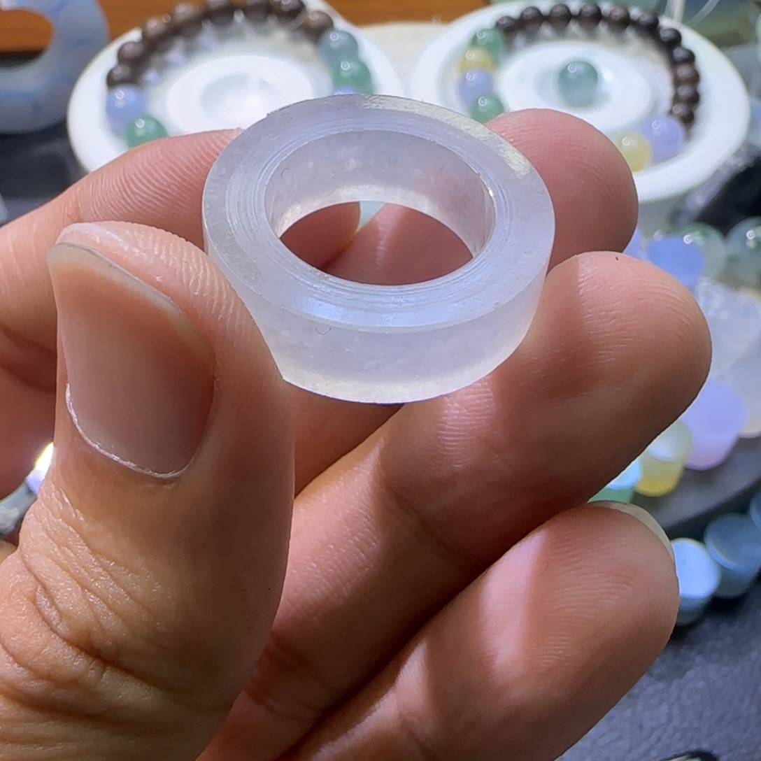 定制翡翠未镶嵌放*翡翠