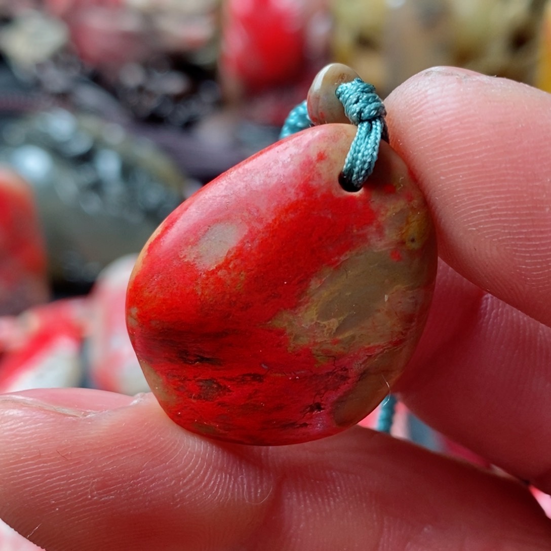 昌化鸡血石昌化鸡血石挂件