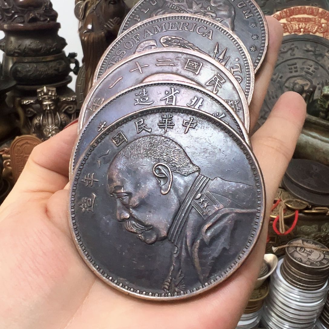 金属复古风格摆件