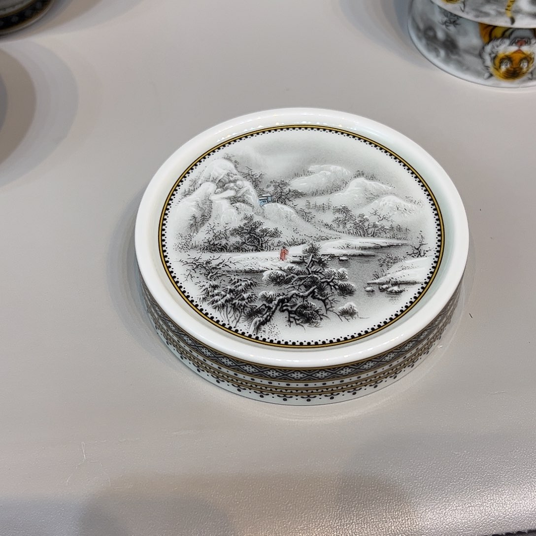 叫***）景德镇市陶瓷艺术