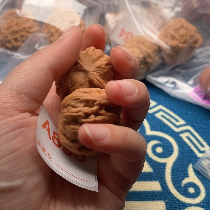 文玩核桃把件磨盘