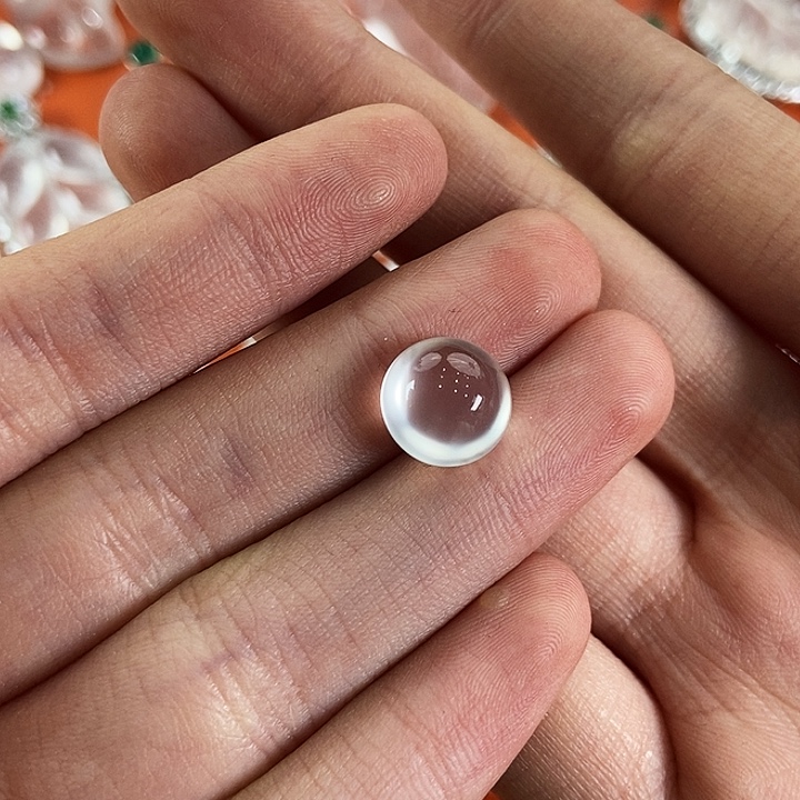 石英质玉未镶嵌颈饰