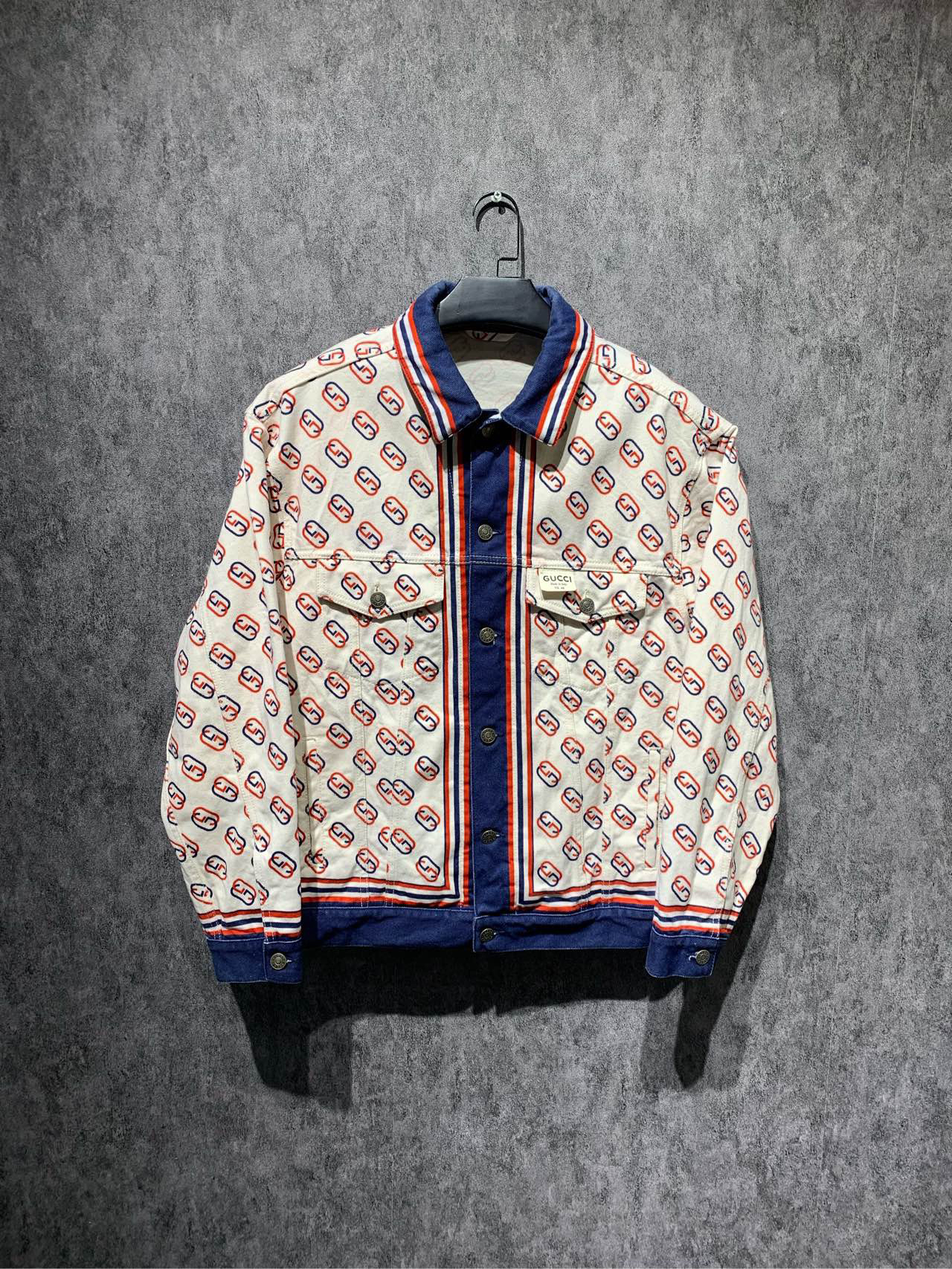 全新未使用  【Gucci】古驰锁扣双G满印夹克外套/46码 /Y10429091