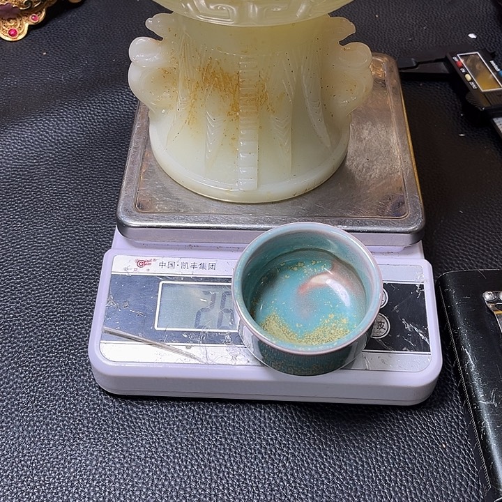 椰****瓷片大哥你好啊好吗
