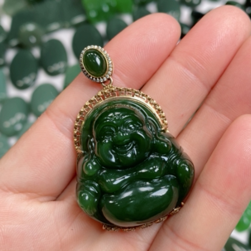 【闪购商品】颈饰9K金镶嵌和田玉（碧玉）