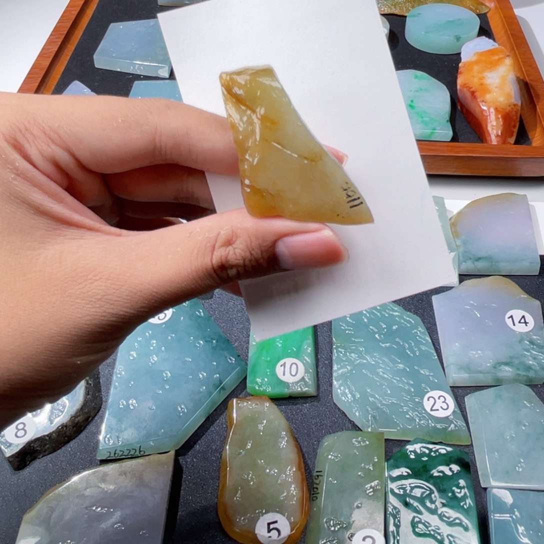 定制翡翠未镶嵌小挂件料