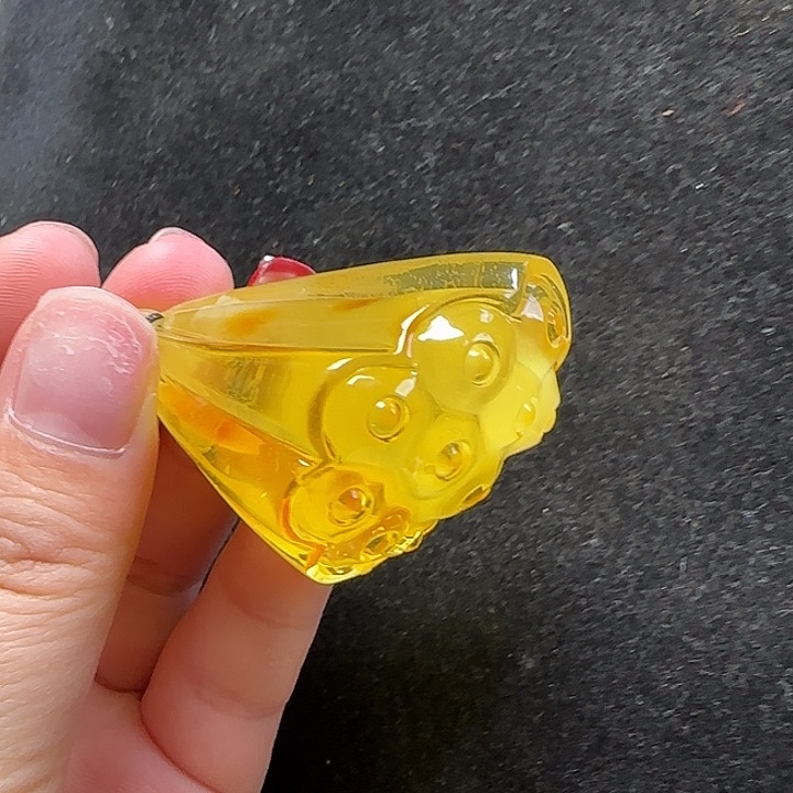 琥珀珠宝奇石未镶嵌