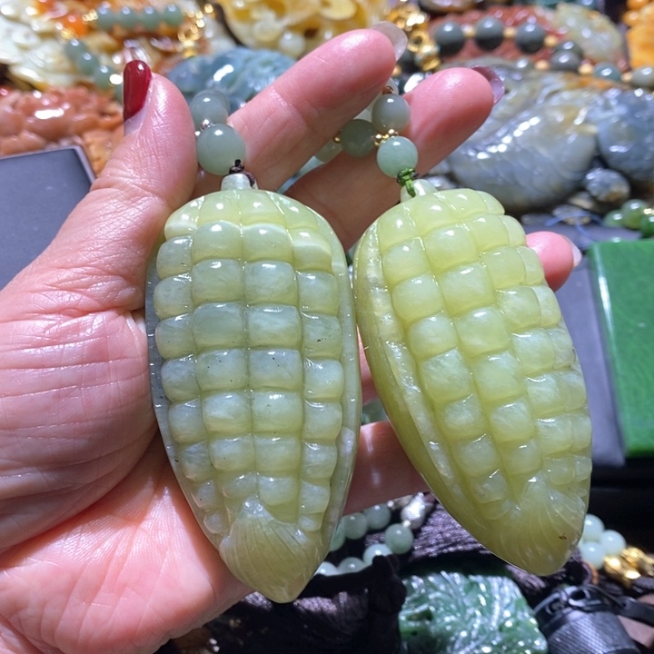 岫玉毛衣链未镶嵌