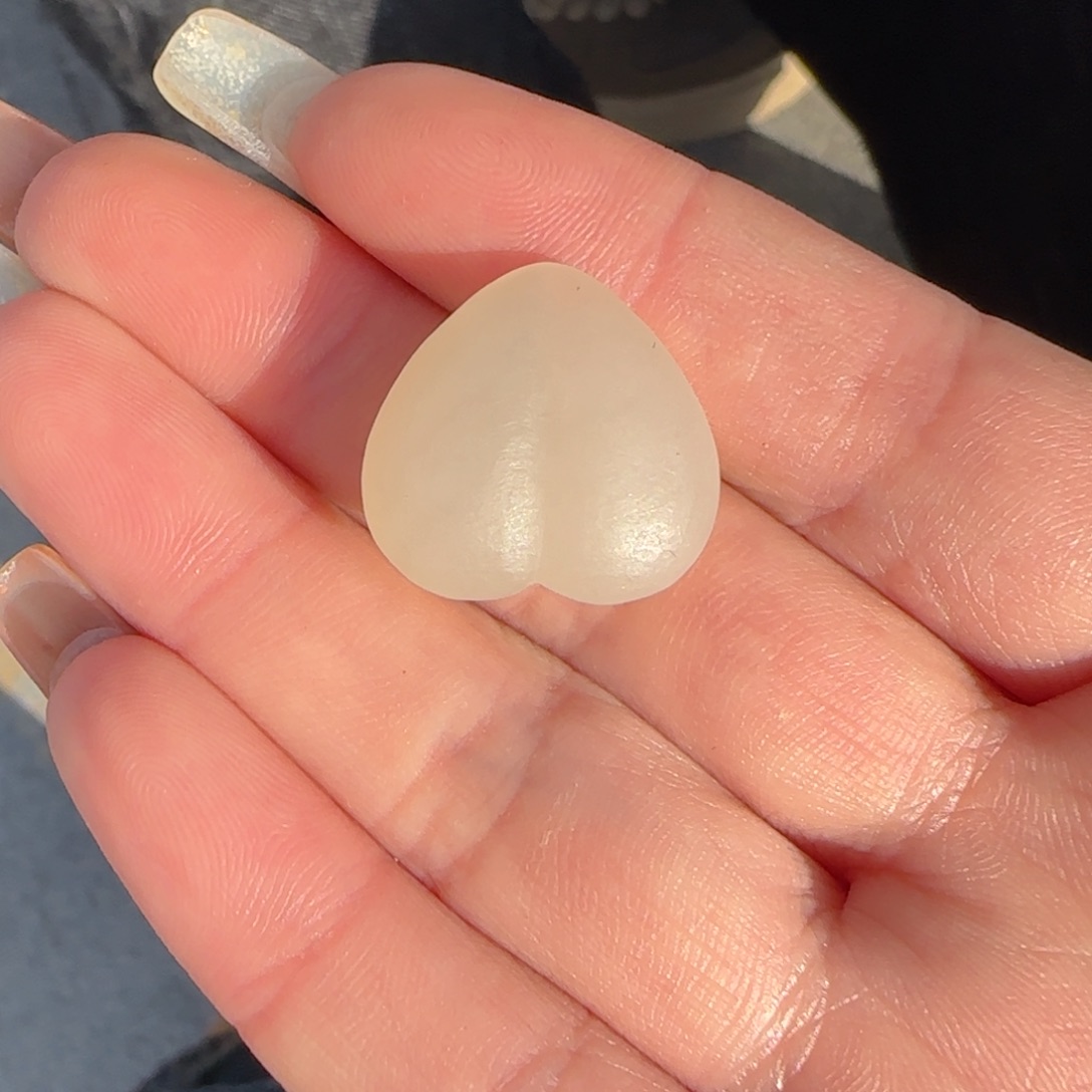 和田玉未镶嵌颈饰桃心❤️