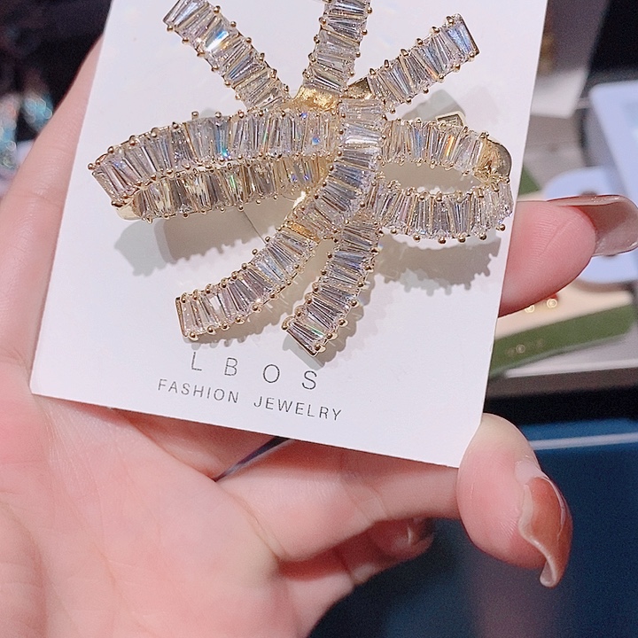 锆石铜合金蝴蝶结大号胸针