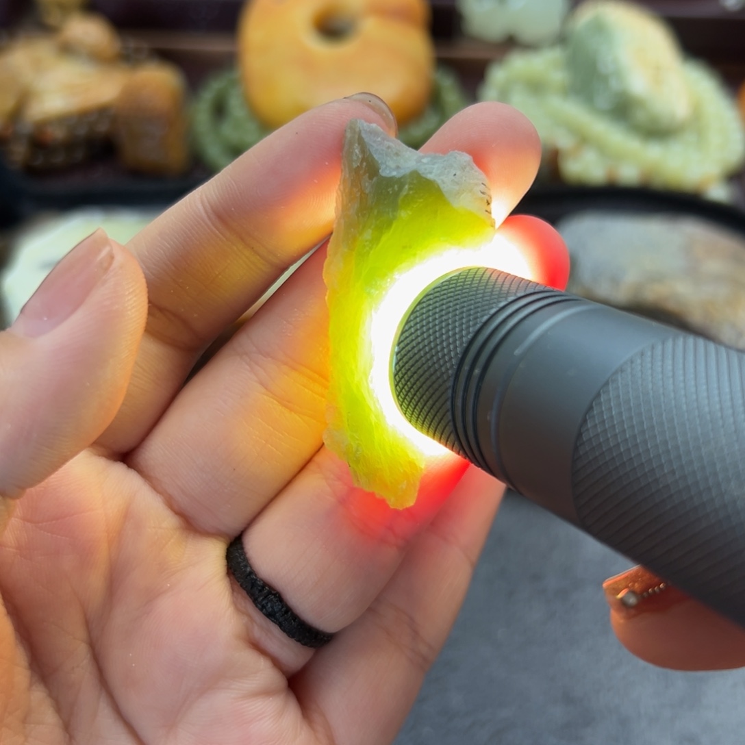 和田玉未镶嵌珠宝奇石