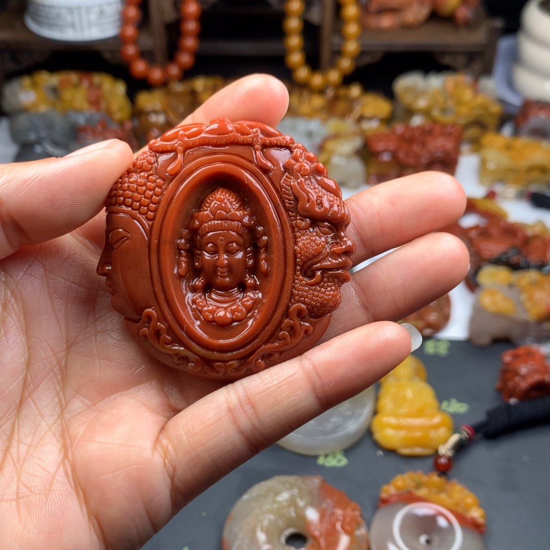 石英质玉（黄龙玉）挂件未镶嵌