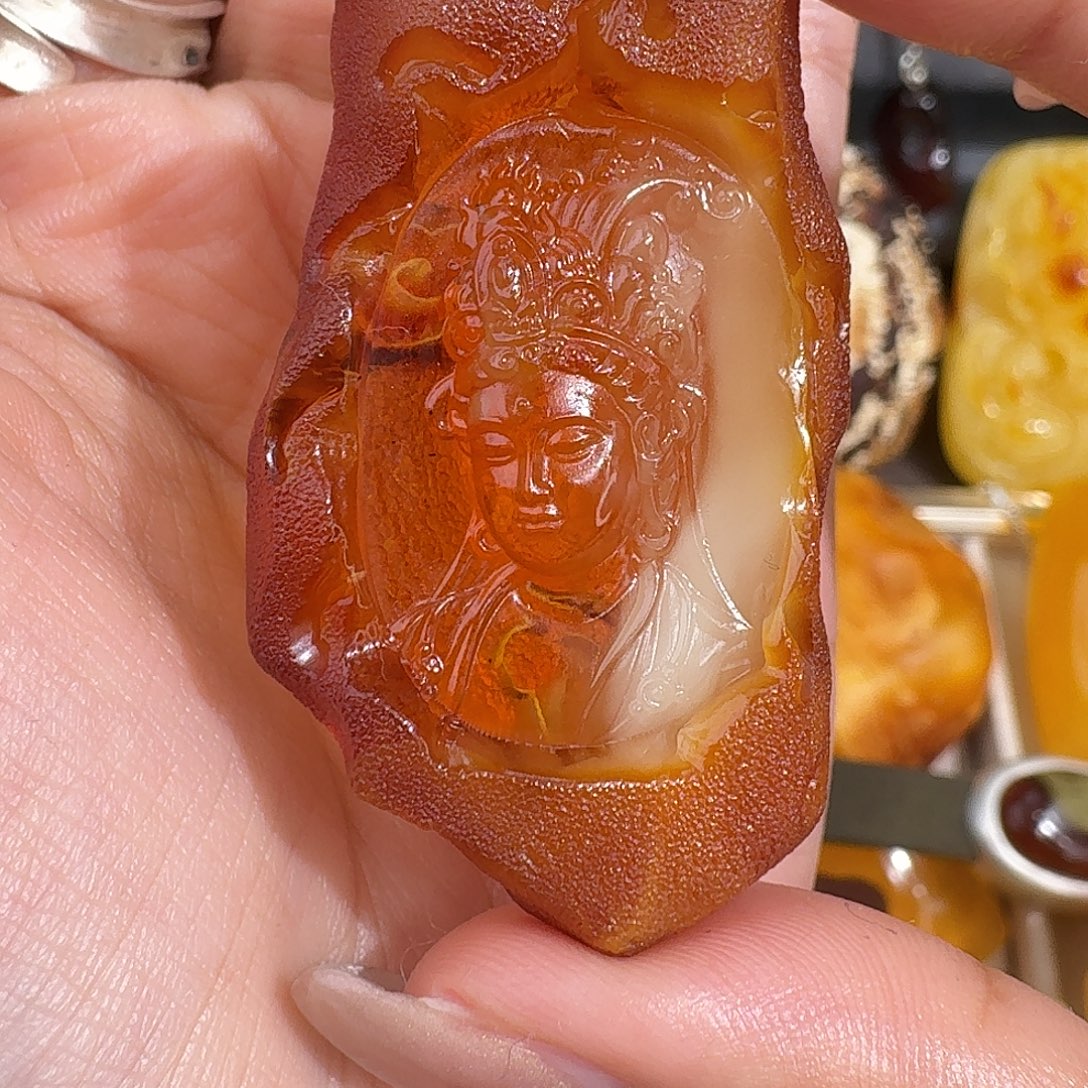 就****琥珀未镶嵌裸石你
