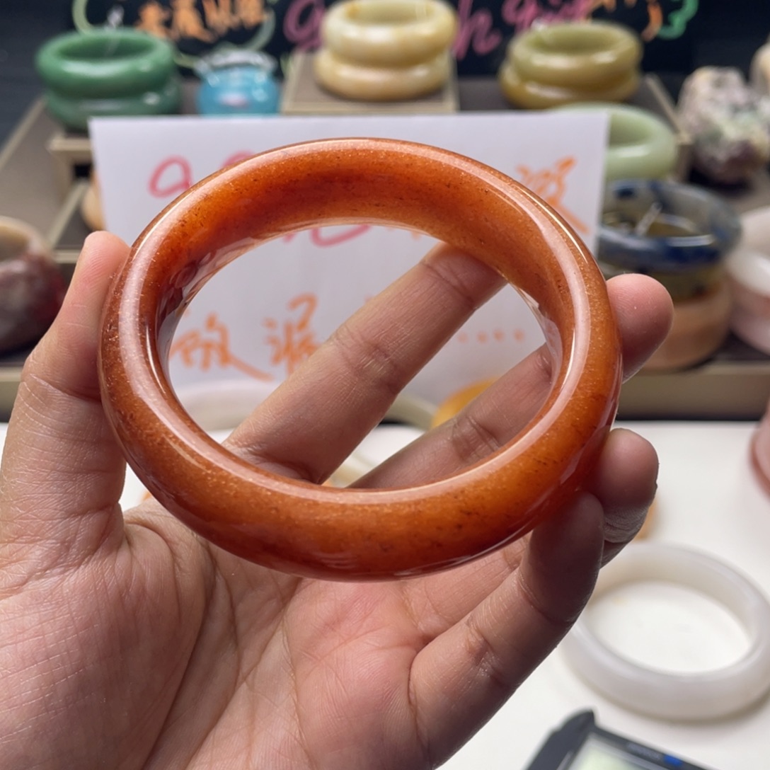 石英质玉（非洲翠）合金手镯59不退不换