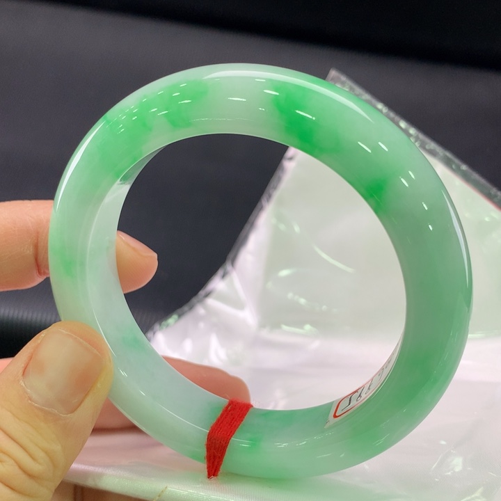 翡翠未镶嵌手镯正圈54-55