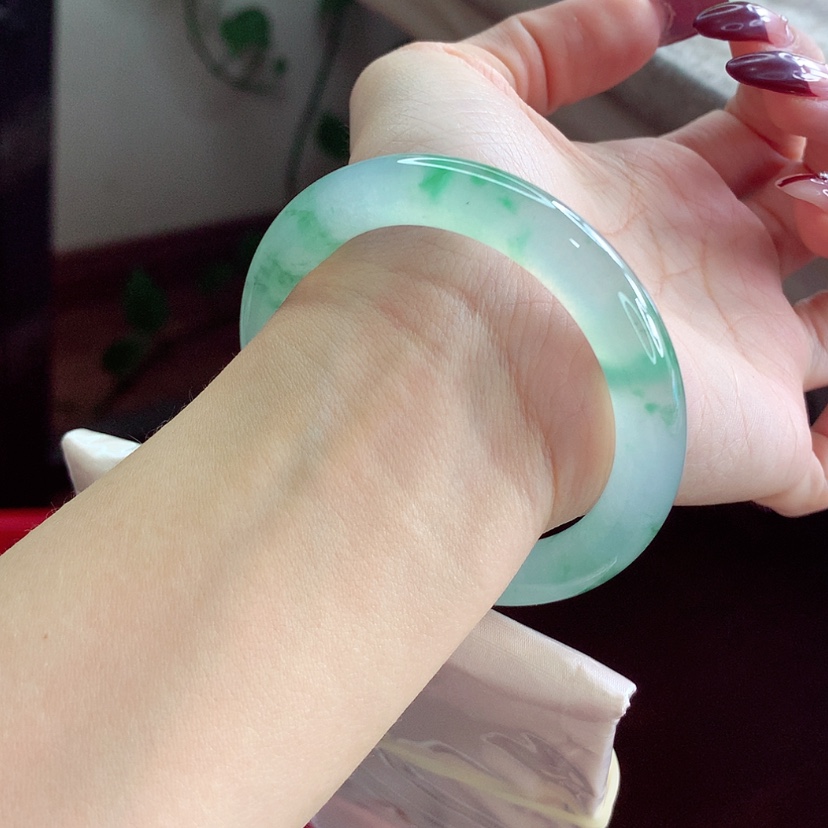 【闪购商品】翡翠手镯未镶嵌50.8 宝藏毕业 灵