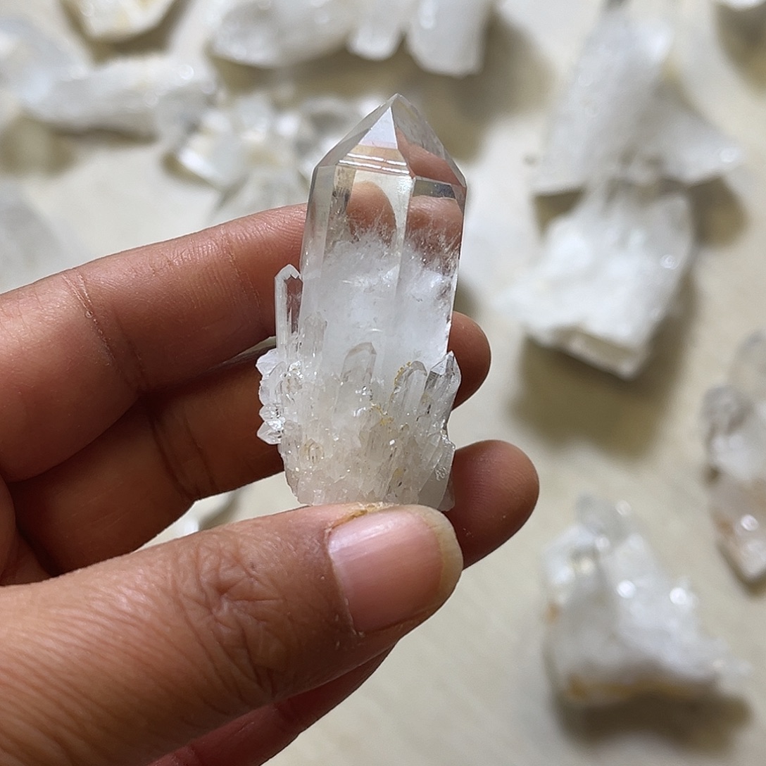 ****n水晶未镶嵌珠宝半成品