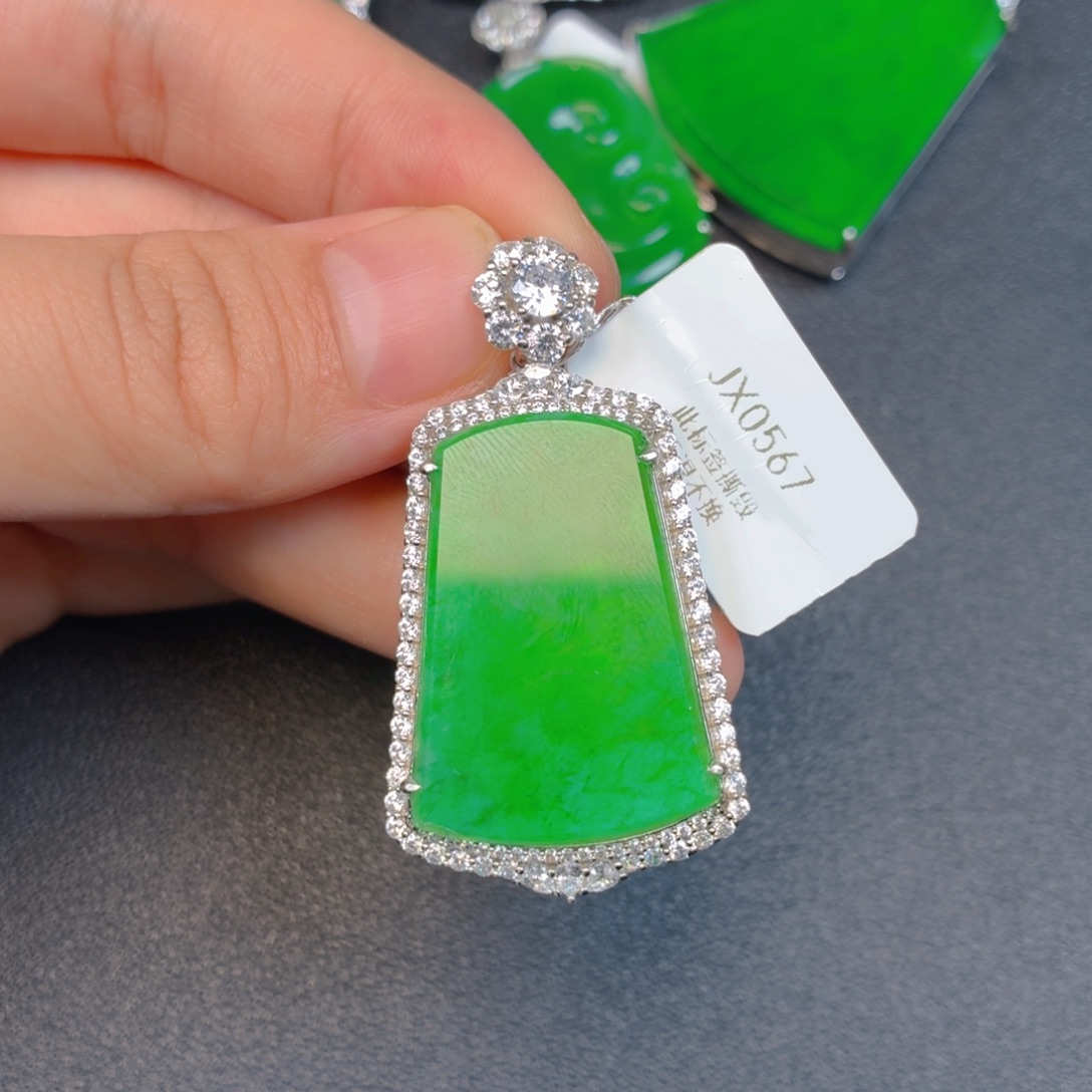 翡翠银S925镶嵌颈饰