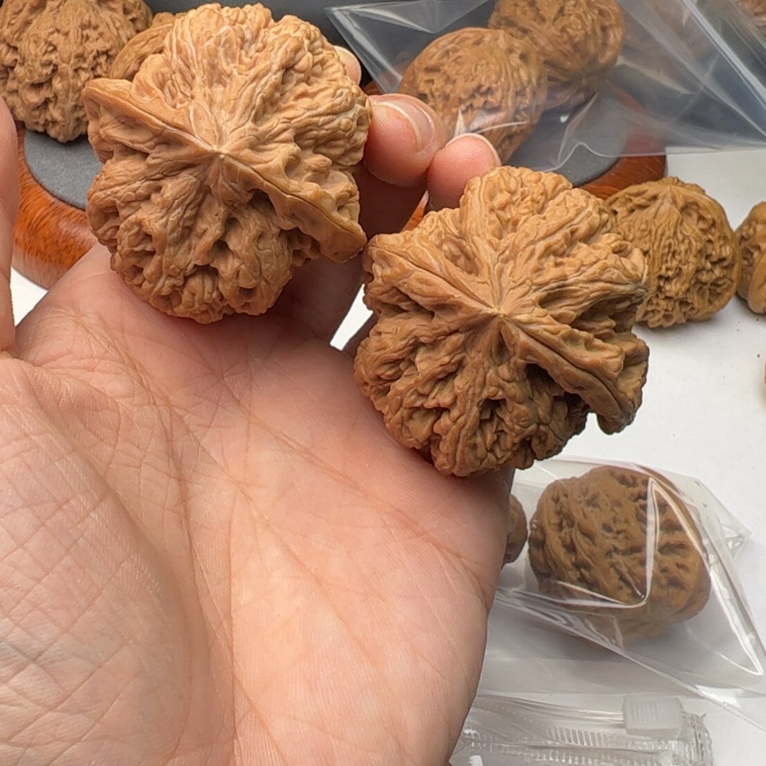 文玩核桃吊坠粗筋43全品