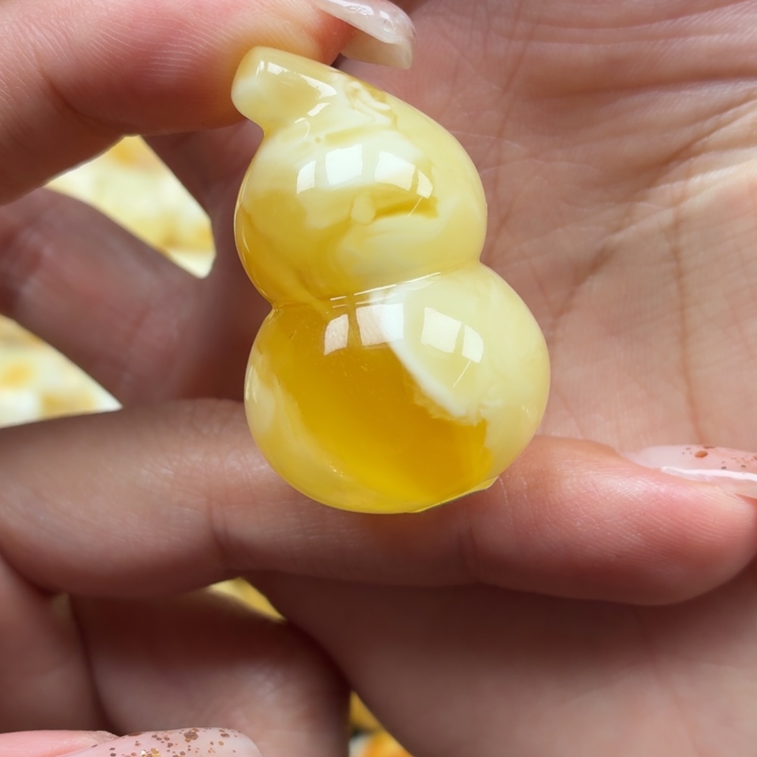 琥珀未镶嵌裸石蜜蜡