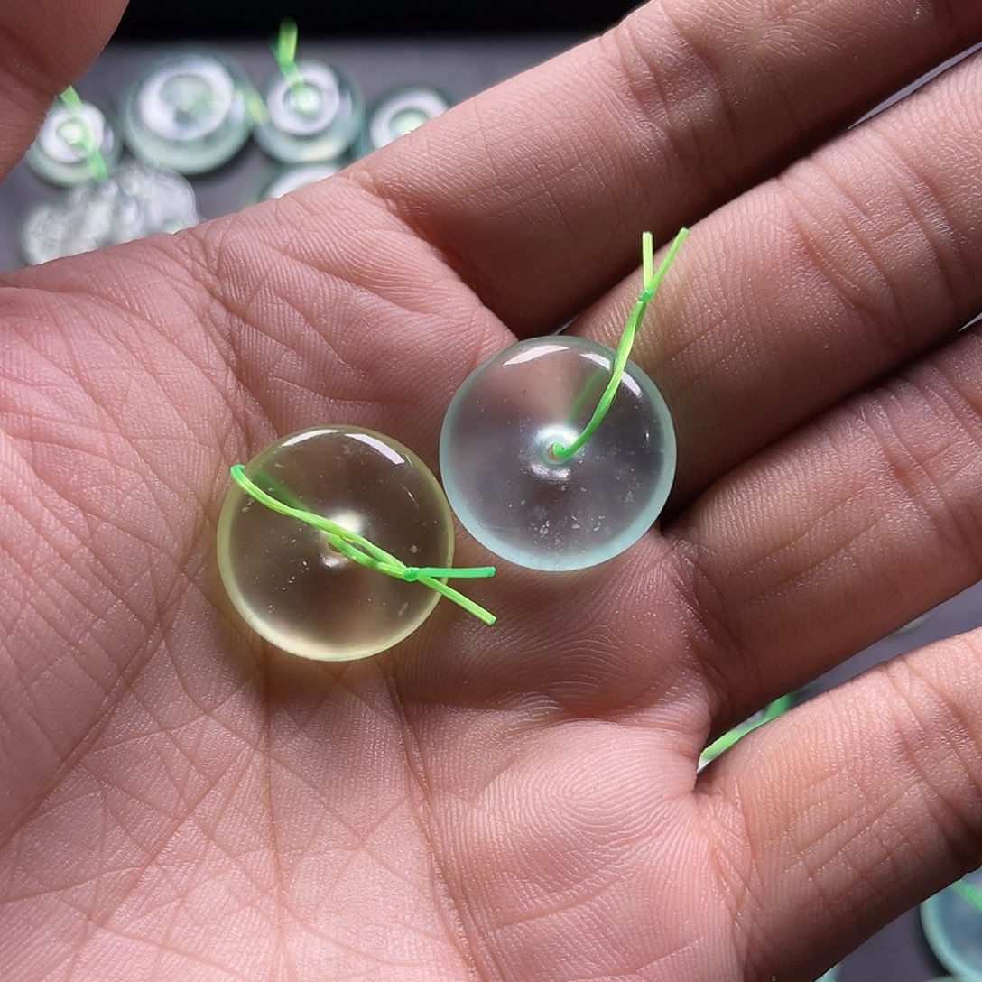 滴***橘蛇纹石玉合金颈饰